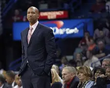 乐鱼体育官网网页版-比利亚雷主场对决奥维耶多