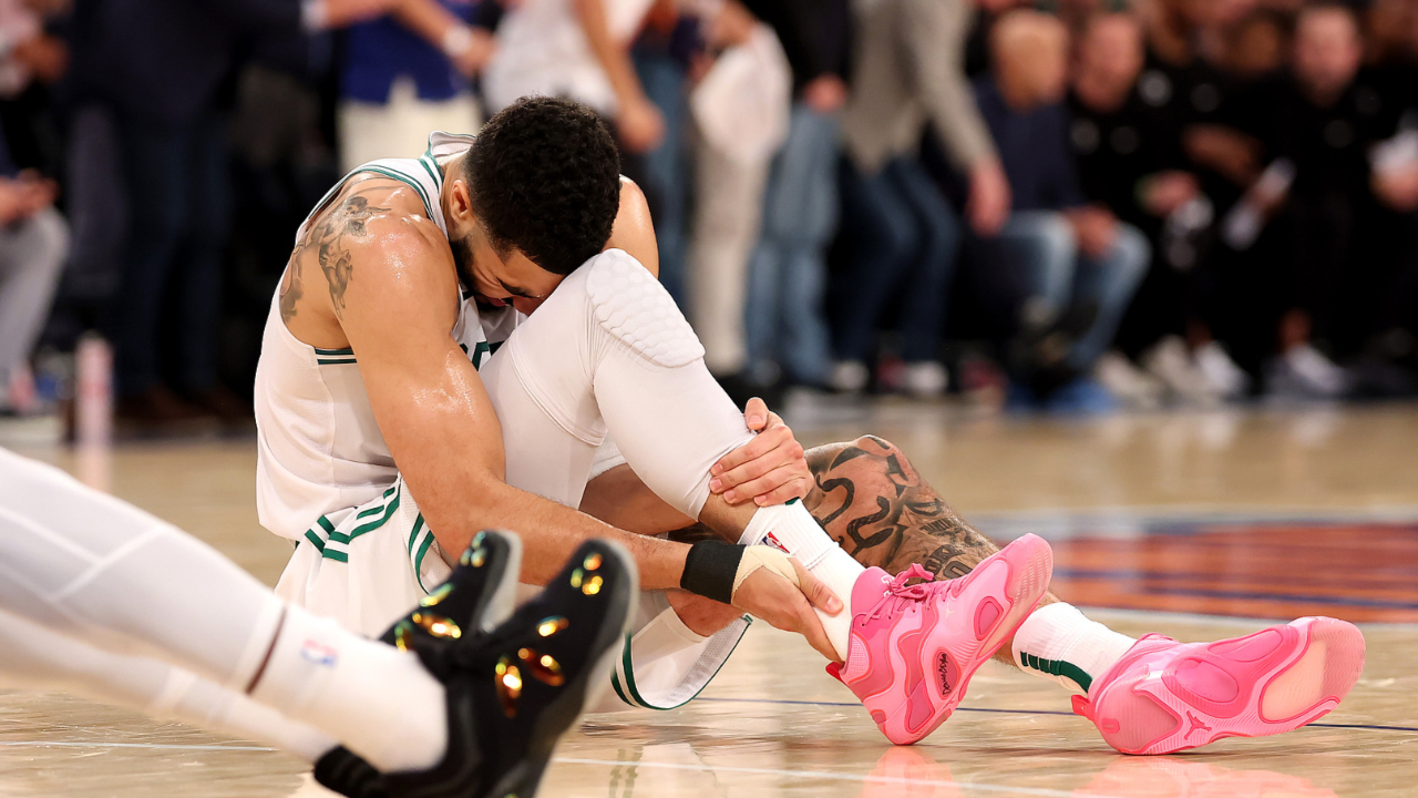 乐鱼体育APP-勇士vs尼克斯全场回放